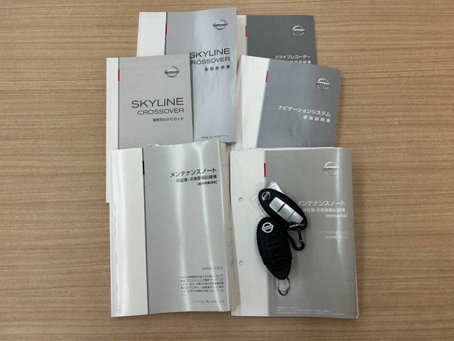 NISSAN SKYLINE CROSSOVER 2015