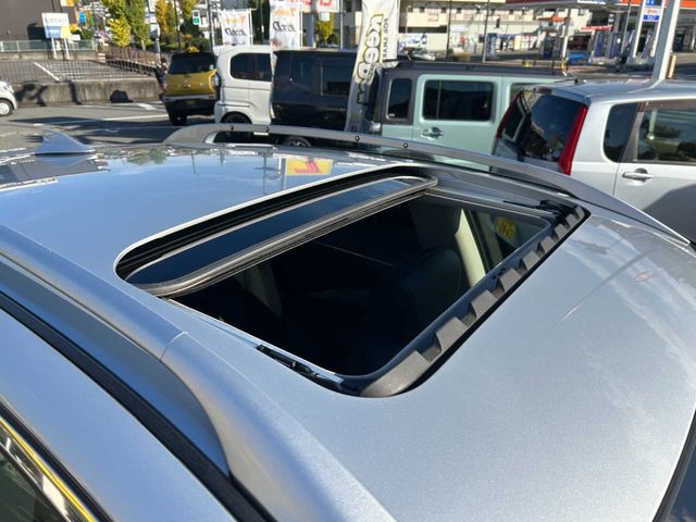 NISSAN SKYLINE CROSSOVER 2015