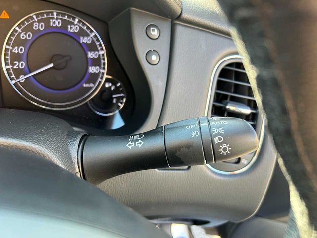 NISSAN SKYLINE CROSSOVER 2015