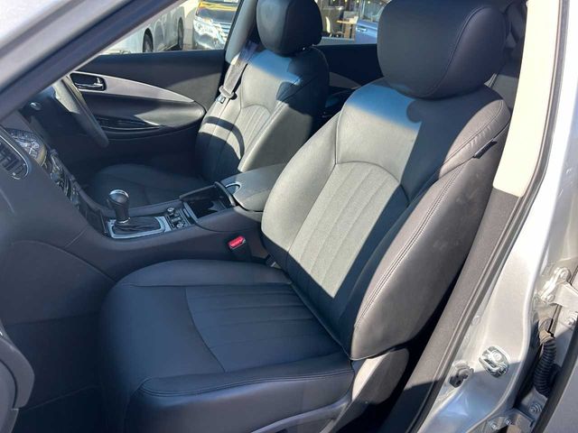 NISSAN SKYLINE CROSSOVER 2015