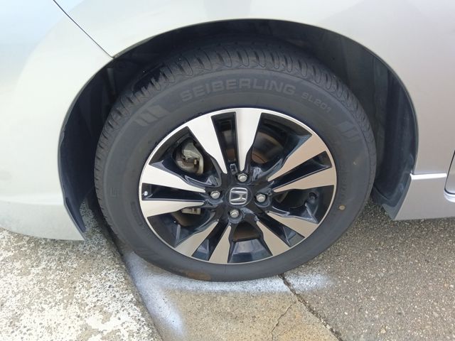 HONDA SHUTTLE HYBRID 2015