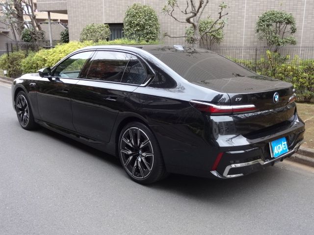 BMW BMW i7 2024