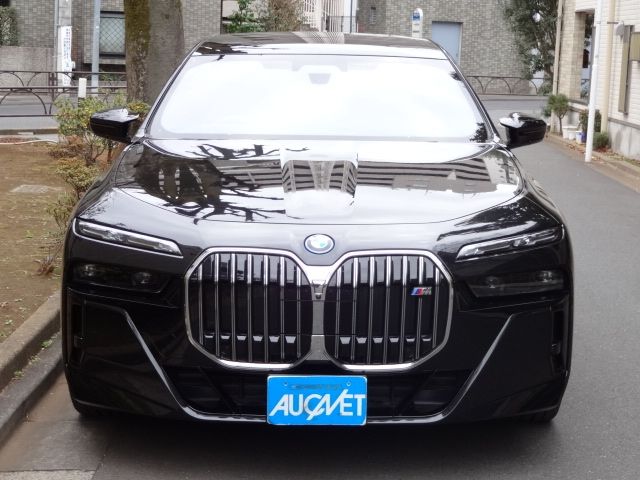 BMW BMW i7 2024