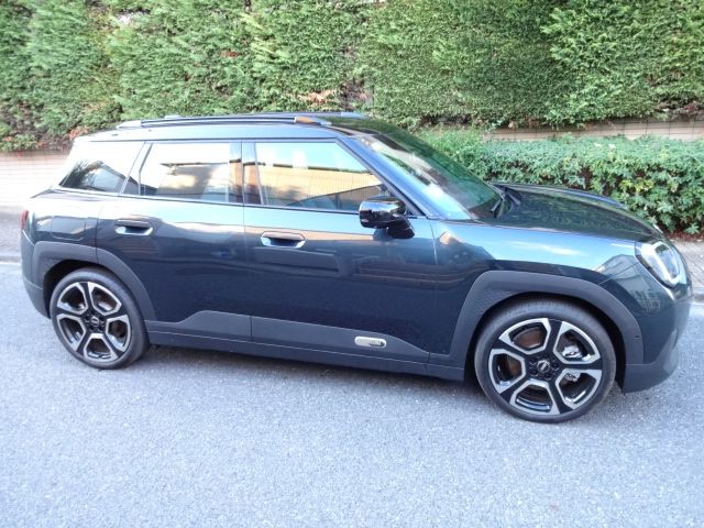 BMW MINI ACEMAN 2025