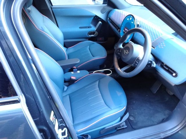 BMW MINI ACEMAN 2025