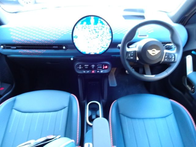 BMW MINI ACEMAN 2025