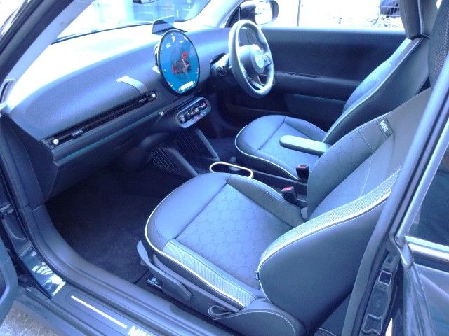 BMW MINI COOPER 2025