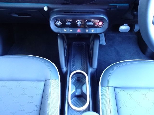 BMW MINI COOPER 2025