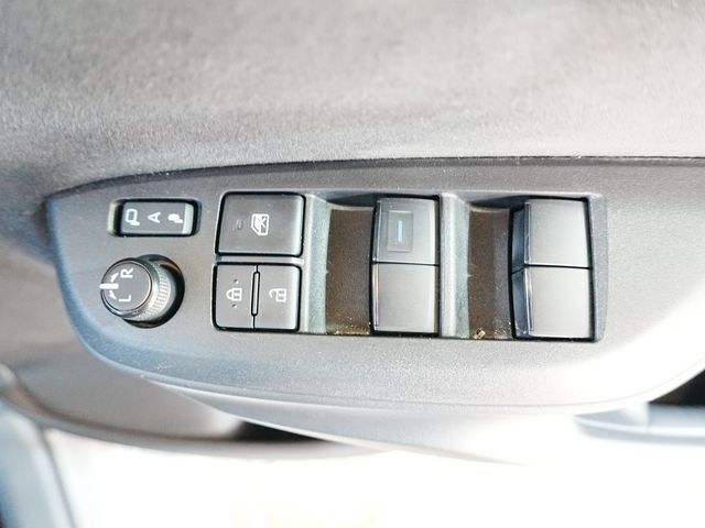 TOYOTA YARIS HYBRID 2023