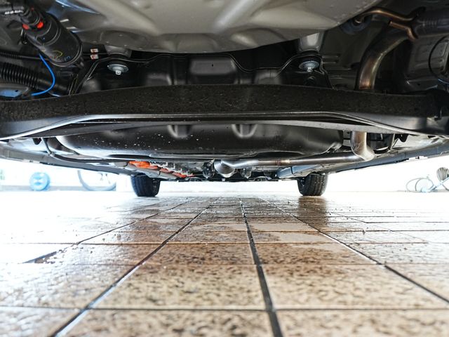 TOYOTA YARIS HYBRID 2023