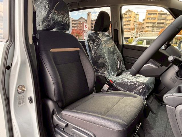 NISSAN SERENA  WG 2025