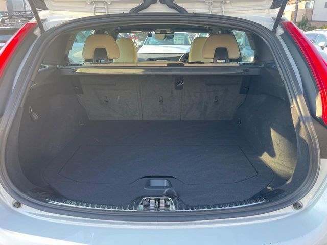 VOLVO VOLVO V60 2016