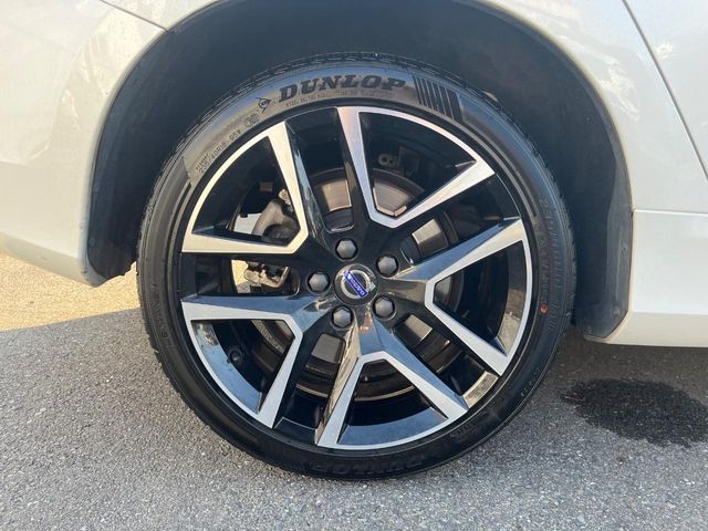 VOLVO VOLVO V60 2016