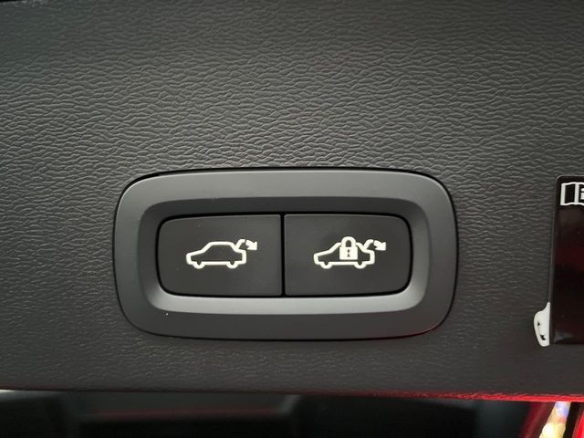 VOLVO VOLVO XC40 2020