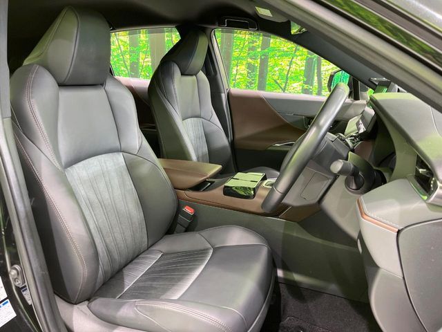 TOYOTA HARRIER 4WD 2020