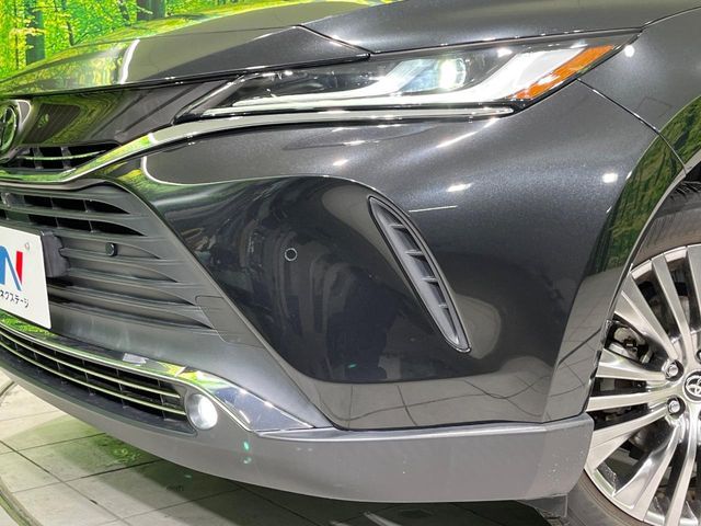 TOYOTA HARRIER 4WD 2020