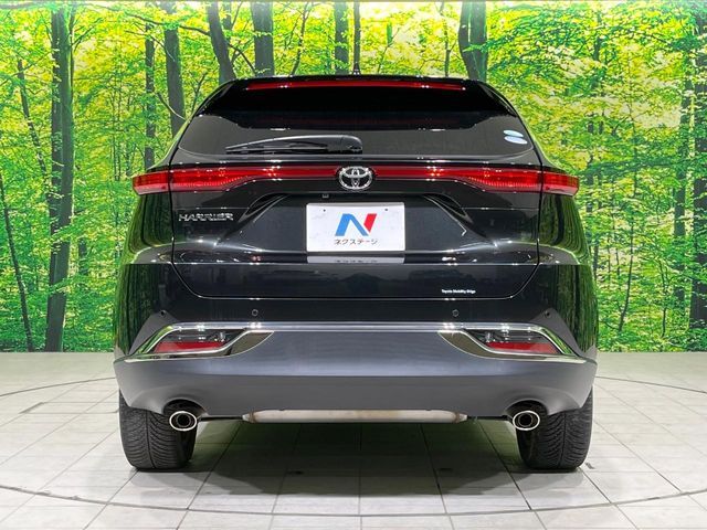 TOYOTA HARRIER 4WD 2020