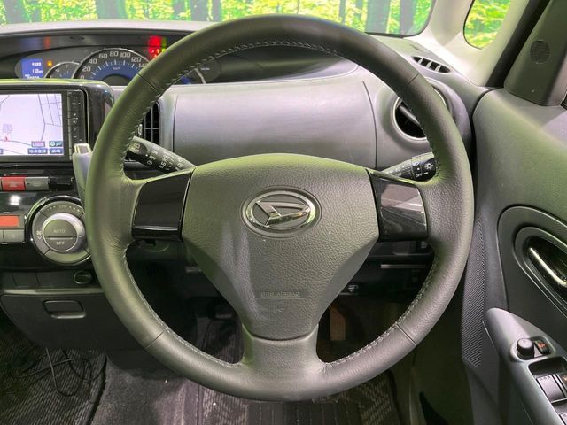 DAIHATSU TANTO CUSTOM 4WD 2013