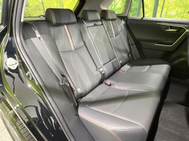 TOYOTA RAV4 4WD 2023