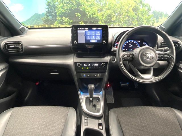 TOYOTA YARIS CROSS 2023