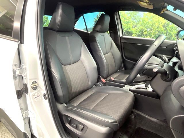 TOYOTA YARIS CROSS 2023