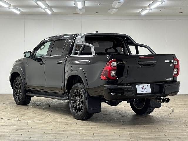 TOYOTA HILUX 4WD 2023