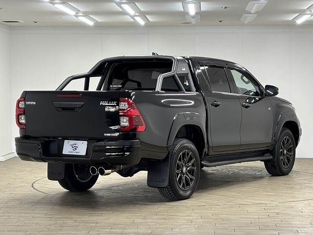 TOYOTA HILUX 4WD 2023