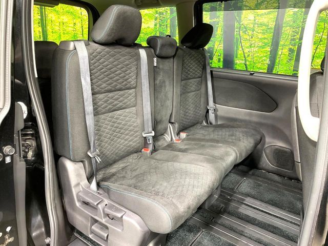 NISSAN SERENA  S-HYBRID 2017