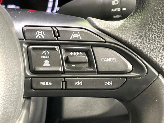 TOYOTA YARIS CROSS 2025