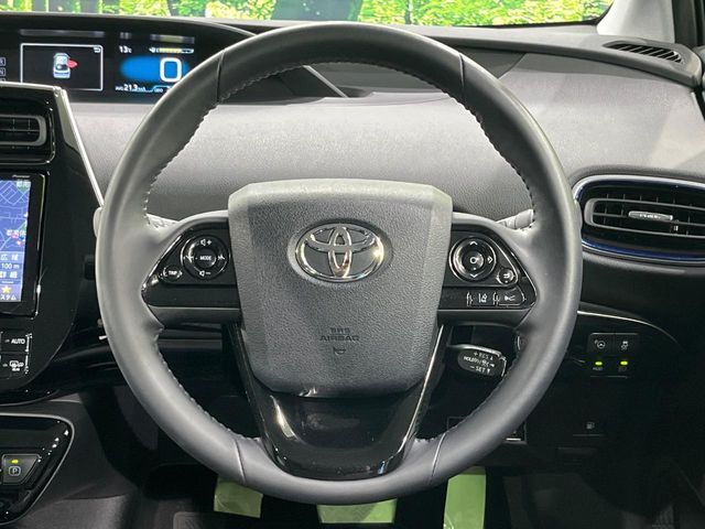 TOYOTA PRIUS 4WD 2019