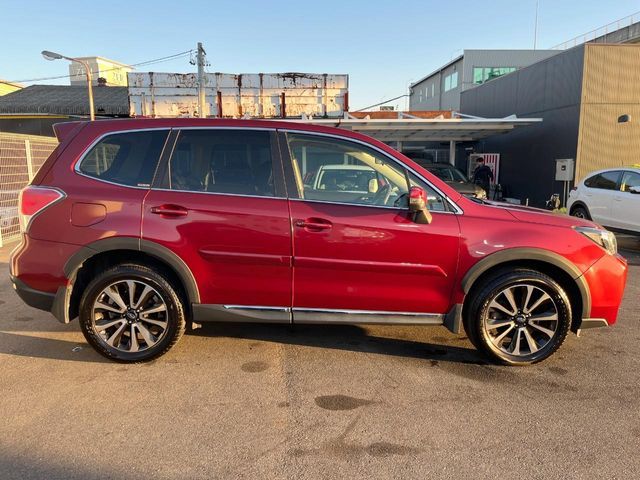 SUBARU FORESTER 2017