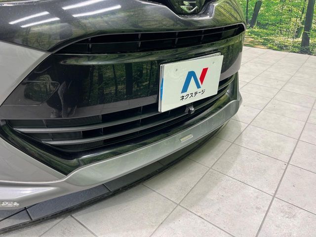 TOYOTA ESTIMA  4WD 2017