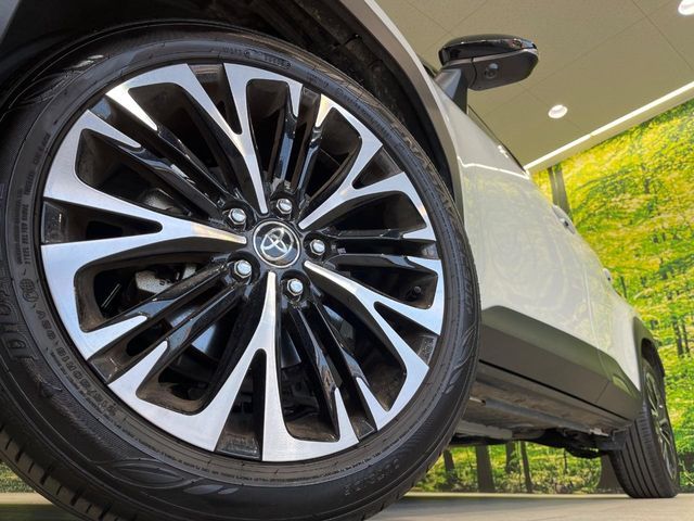 TOYOTA YARIS CROSS 2025