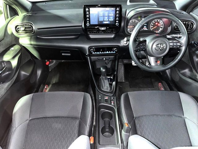 TOYOTA GR YARIS 2021