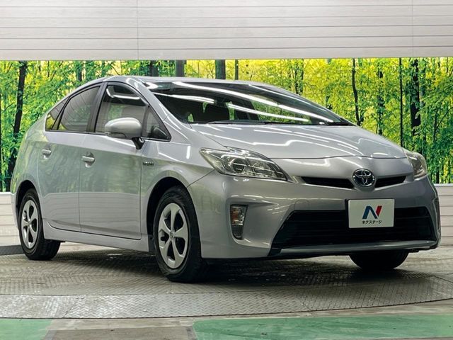 TOYOTA PRIUS 2013