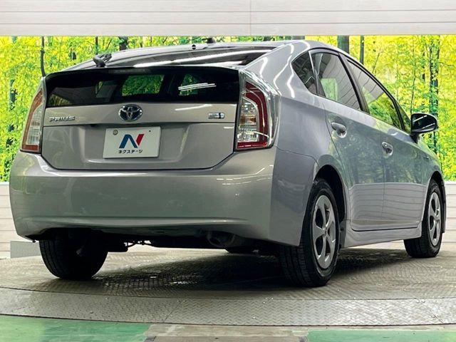 TOYOTA PRIUS 2013