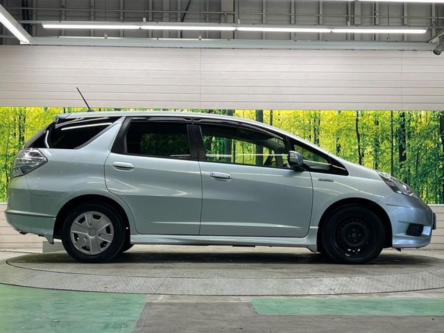 HONDA FIT SHUTTLE HYBRID 2013
