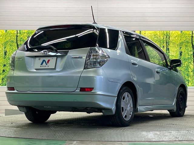 HONDA FIT SHUTTLE HYBRID 2013