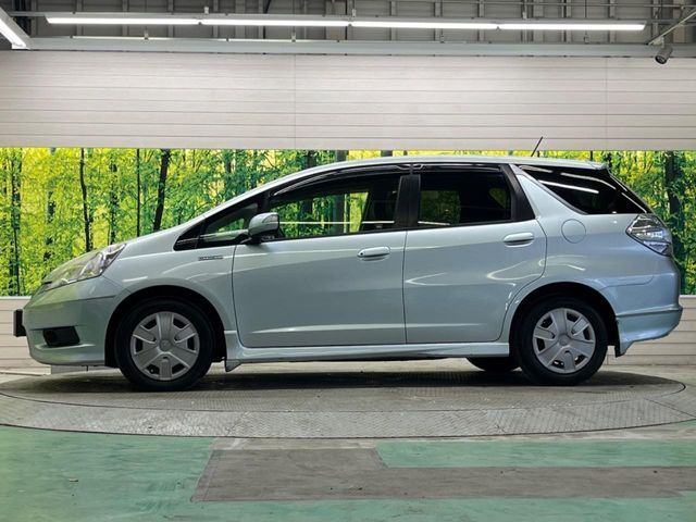HONDA FIT SHUTTLE HYBRID 2013