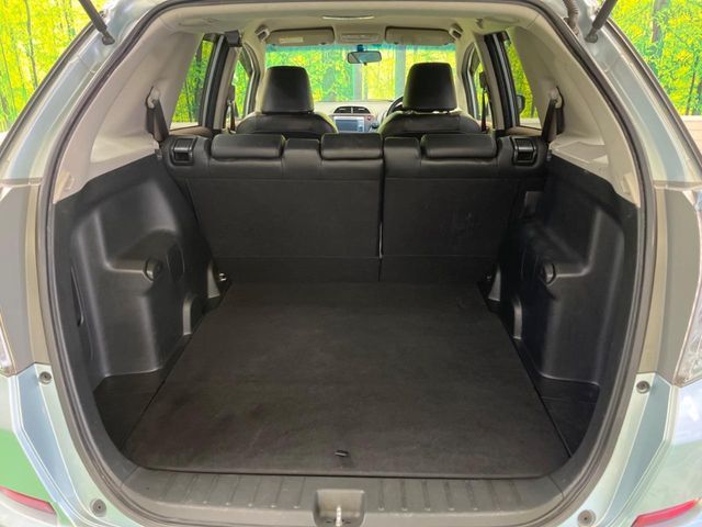 HONDA FIT SHUTTLE HYBRID 2013