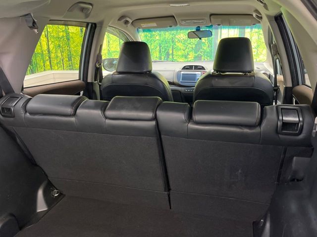 HONDA FIT SHUTTLE HYBRID 2013