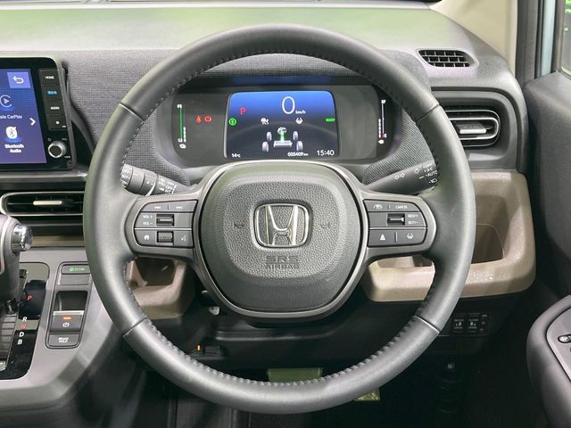 HONDA FREED e:HEV 2025