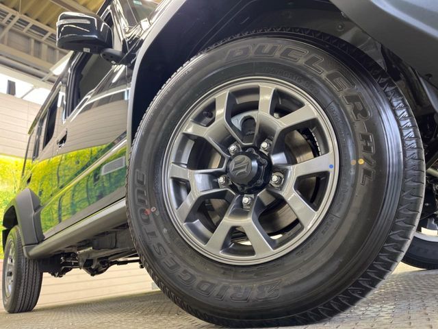 SUZUKI JIMNY NOMADE 2025