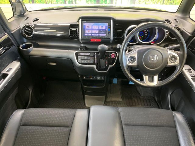 HONDA N BOX CUSTOM 2017