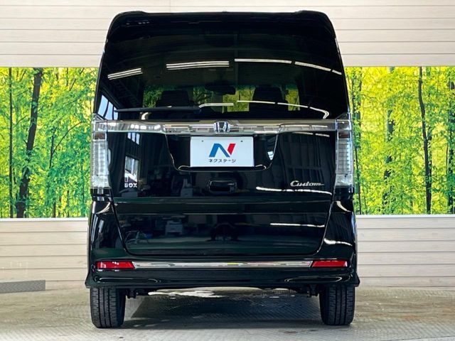 HONDA N BOX CUSTOM 2017