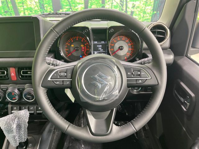 SUZUKI JIMNY NOMADE 2025