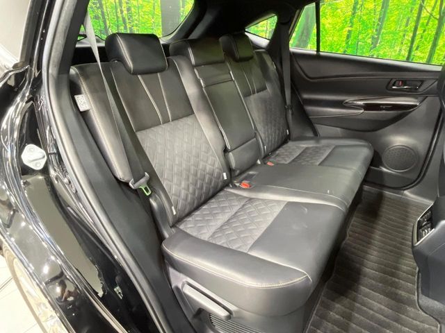 TOYOTA HARRIER 2WD 2019