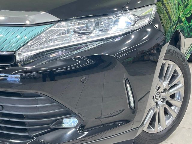 TOYOTA HARRIER 2WD 2019