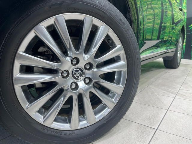 TOYOTA HARRIER 2WD 2019