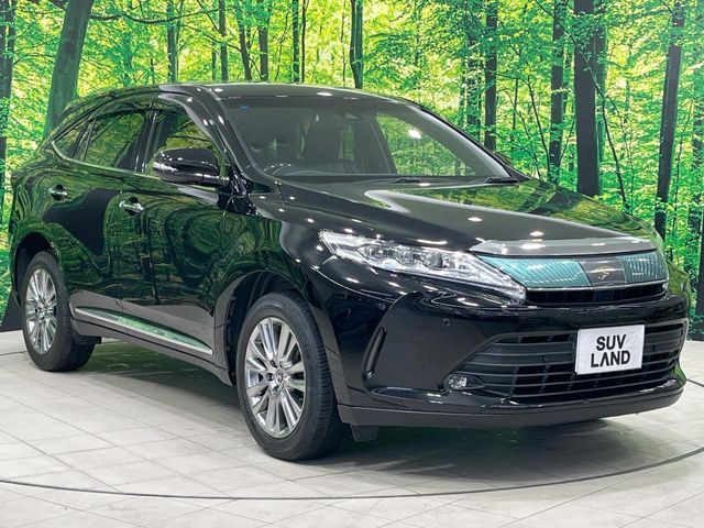 TOYOTA HARRIER 2WD 2019